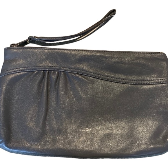 Handbags - Leather clutch wristlet NWT
